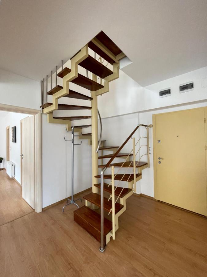 Kyra Luxury Penthouse Apartman Sinaia Kültér fotó