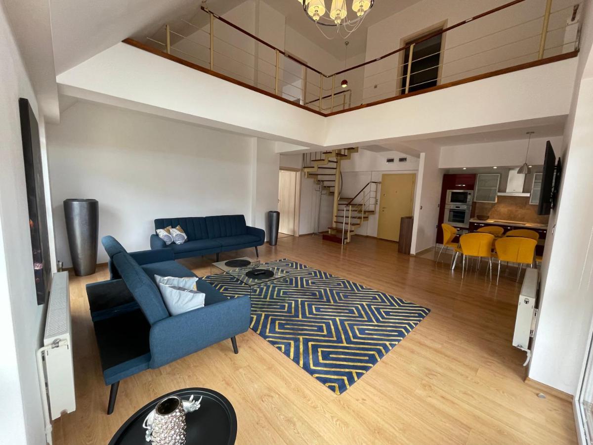 Kyra Luxury Penthouse Apartman Sinaia Kültér fotó